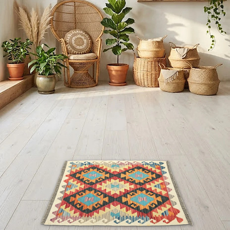 Room view: the rug on the floor of a furnished room