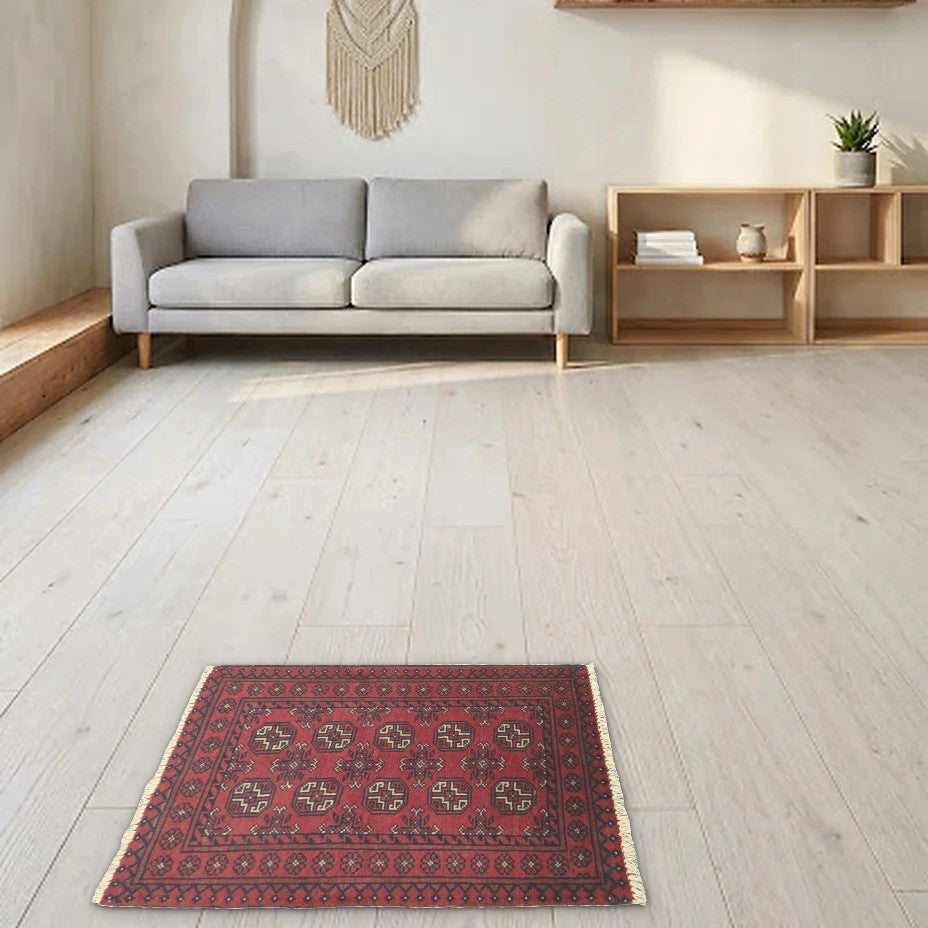 Room view: the rug on the floor of a furnished room