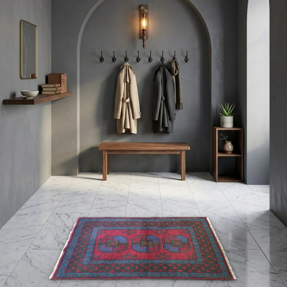 Room view: the rug on the floor of a furnished room