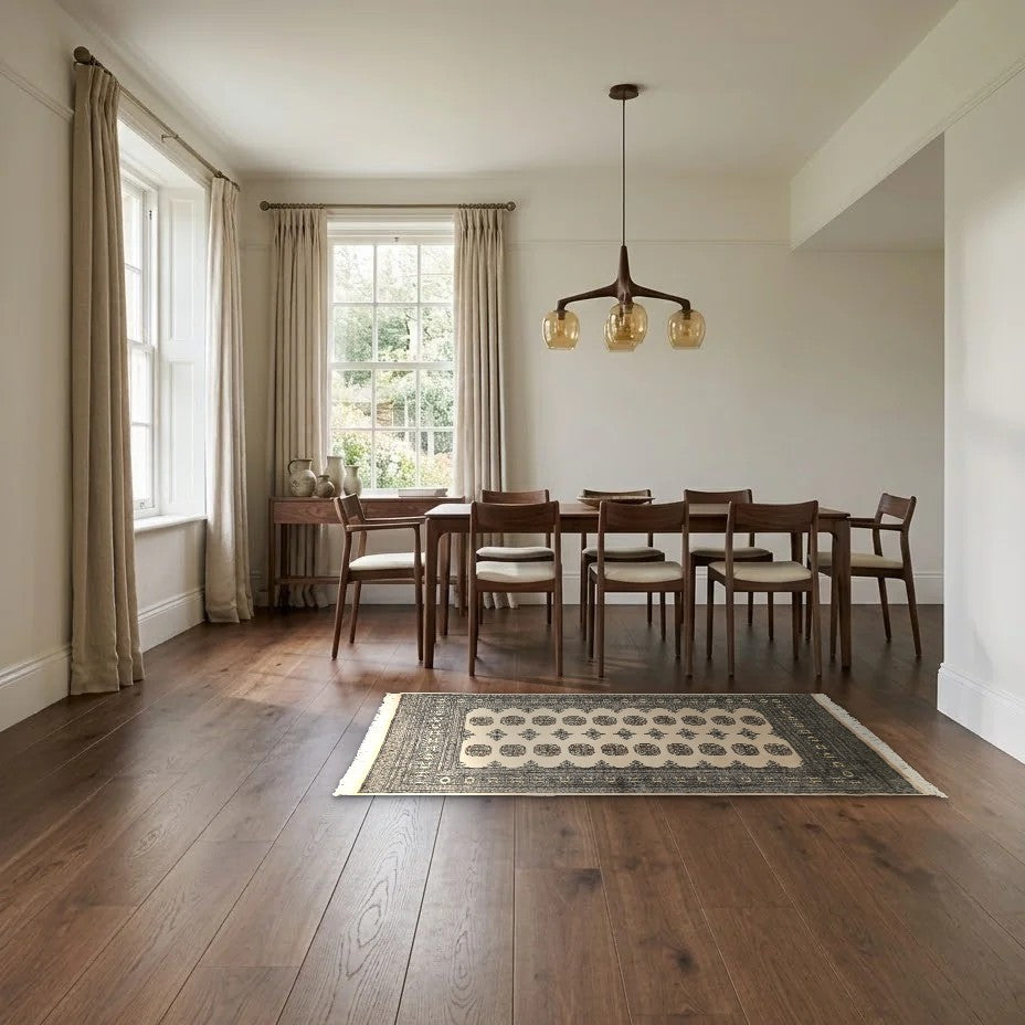 Room view: the rug on the floor of a furnished room, shown at its real size