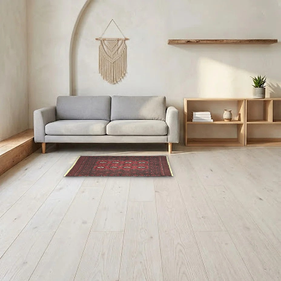 Room view: the rug on the floor of a furnished room, shown at its real size