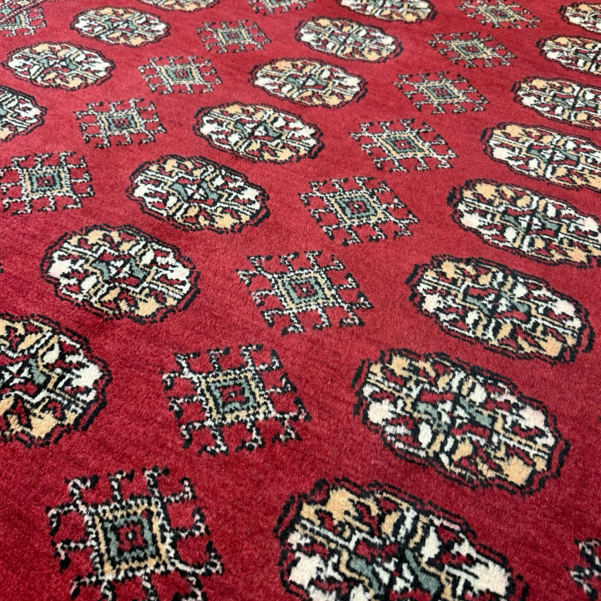248 x 158 cm Hand Knotted Karachi Bokhara – Wool Rug