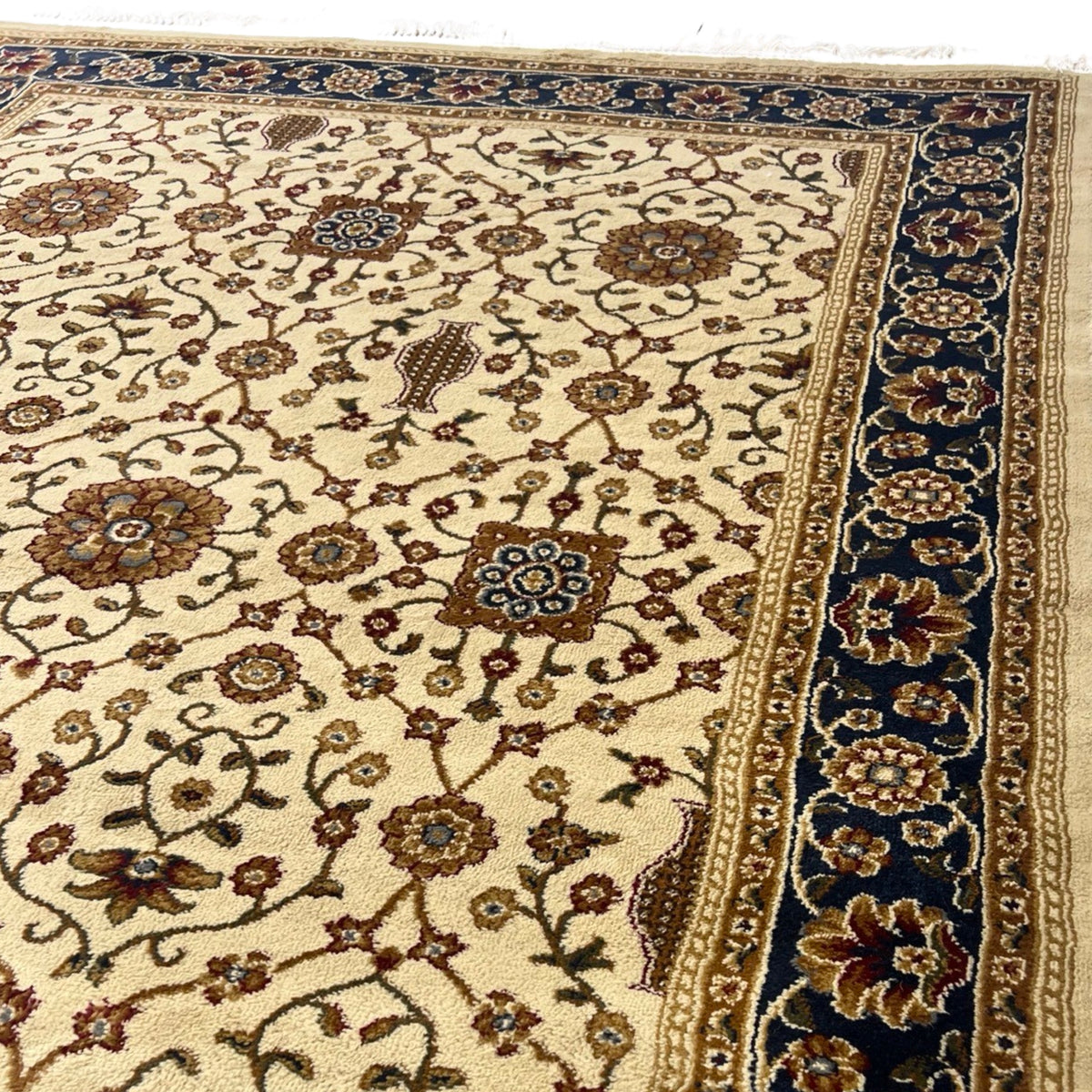 240 x 170 cm Turkish Machine Made Tabriz Rug