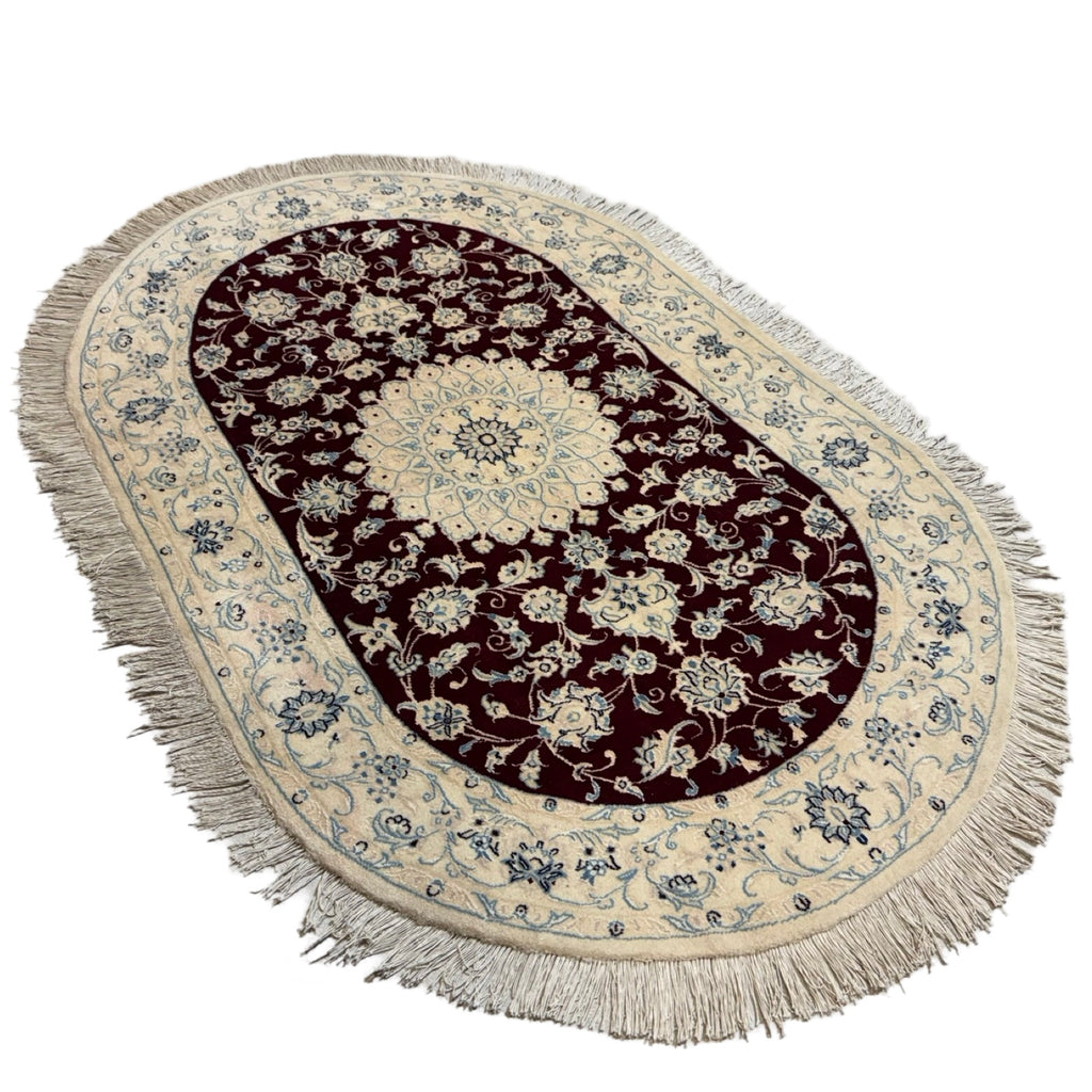 160 x 103 cm Hand Knotted Oval Persian Nain Nohla – Wool And Silk Rug