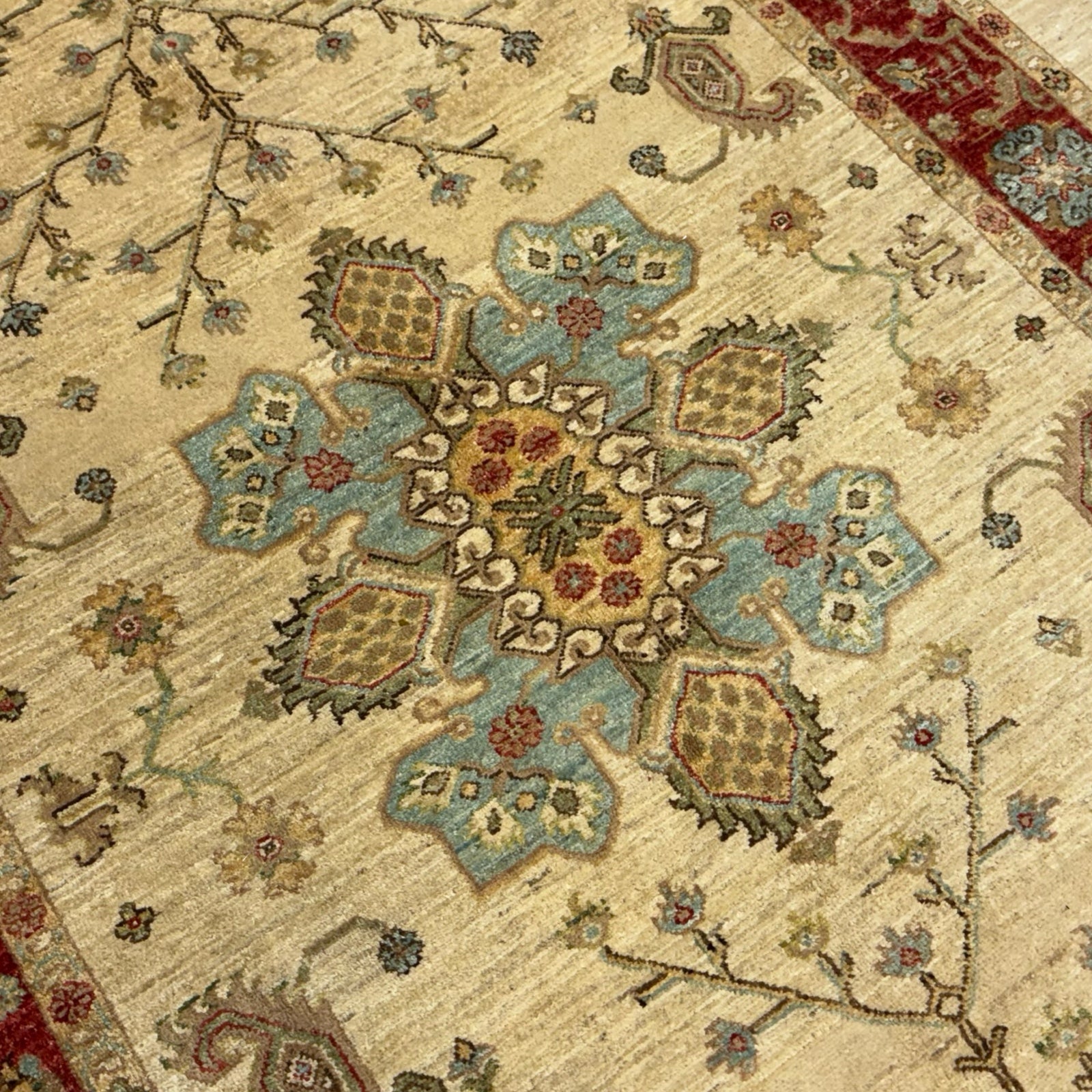 272 x 161 cm Afghan Chobi Hand-Knotted Wool Rug