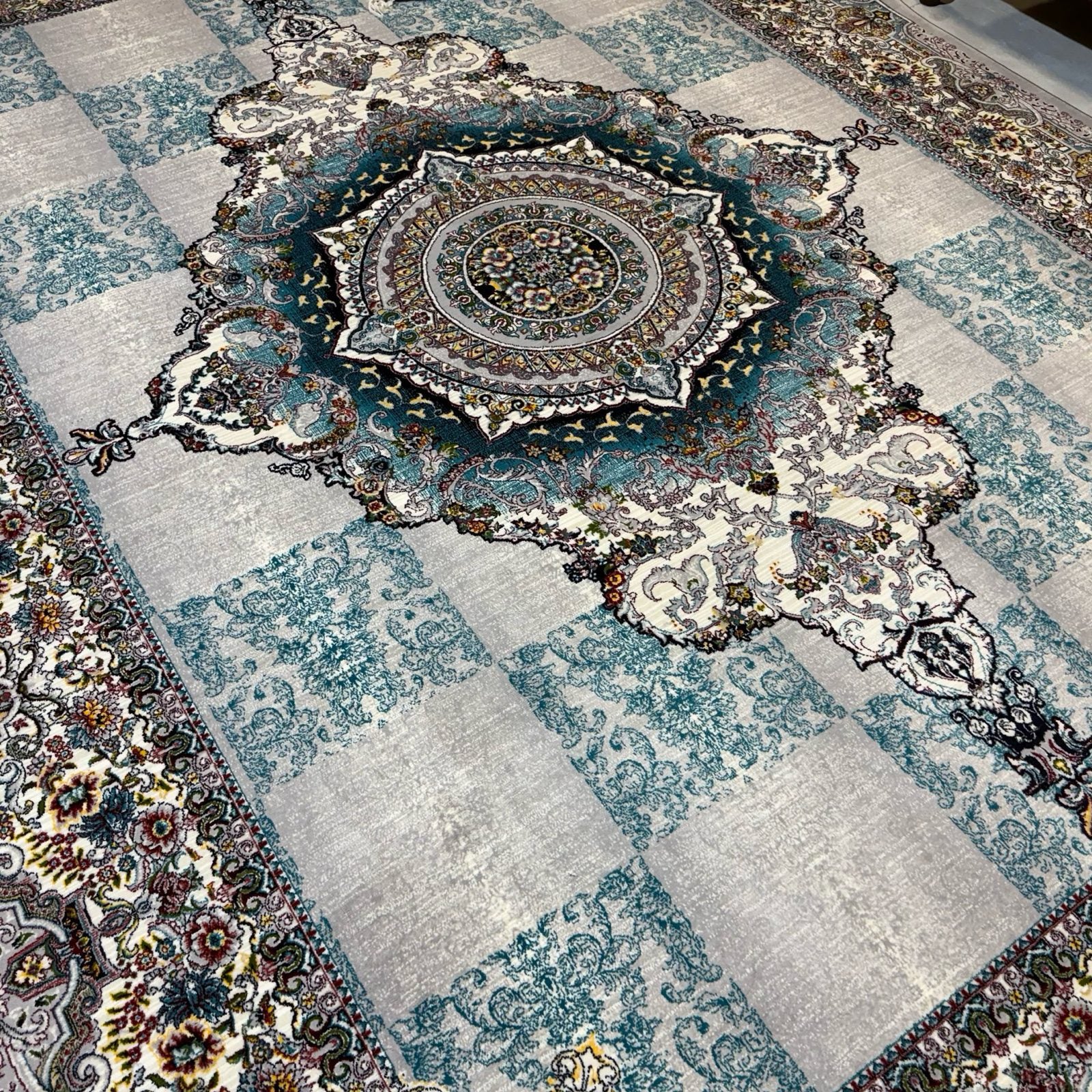 400 x 300 cm Persian Machine-Made Imperial Design Rug
