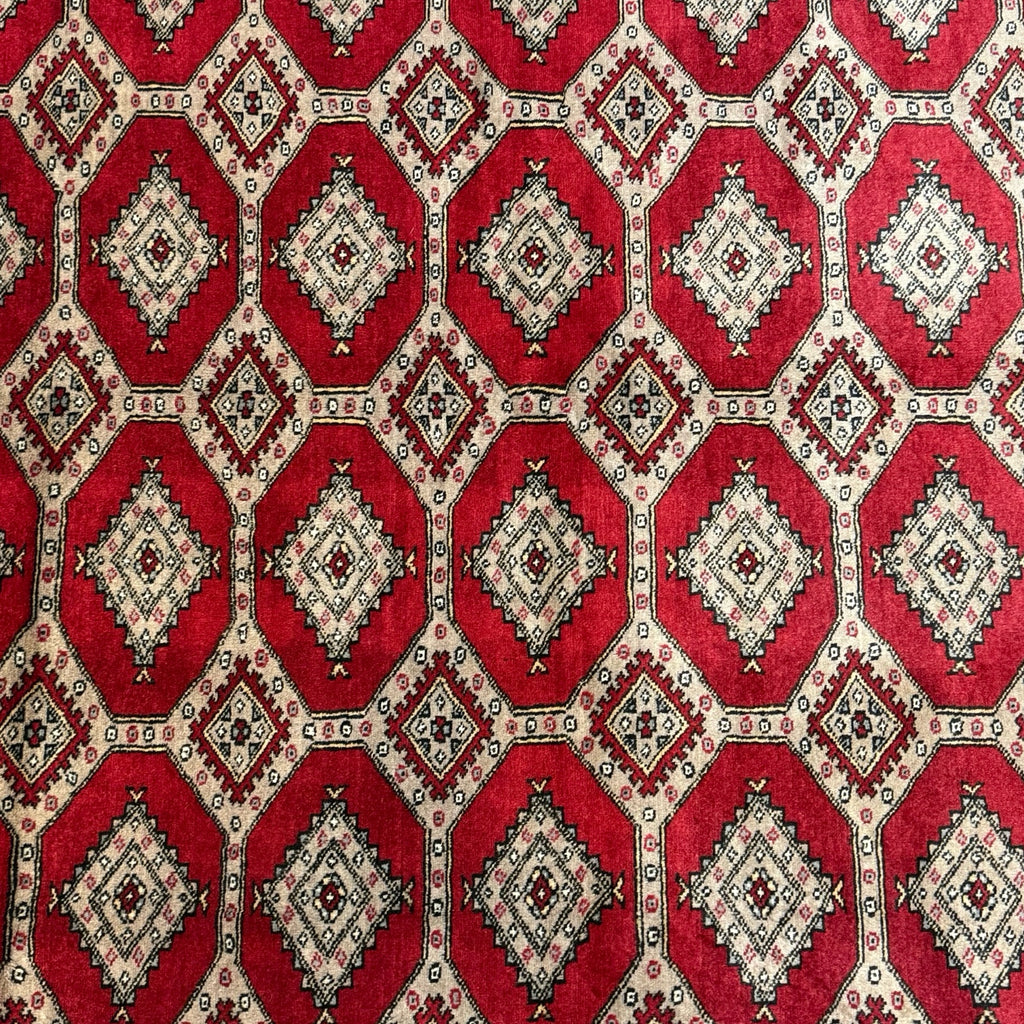221 x 206 cm Hand Knotted Karachi Jaldar Bokhara – Red Rug