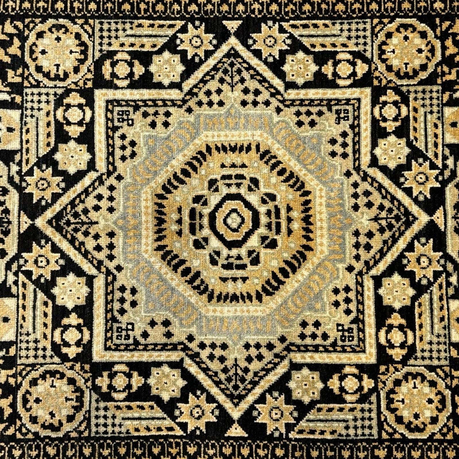 237 x 175 cm Afghan Chobi Mamluk Hand-Knotted Wool Rug