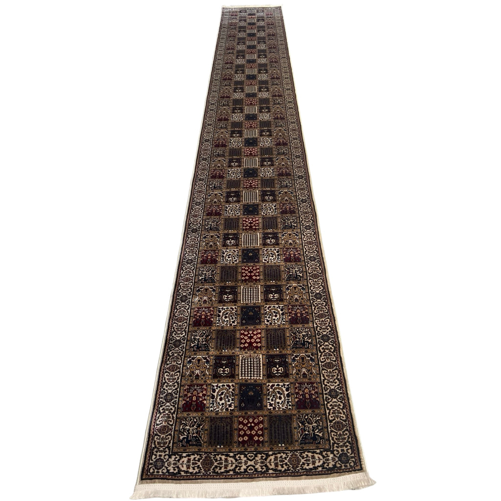 600 x 80cm Persian Bakhtiari, Machine Made, Beige Runner Rug