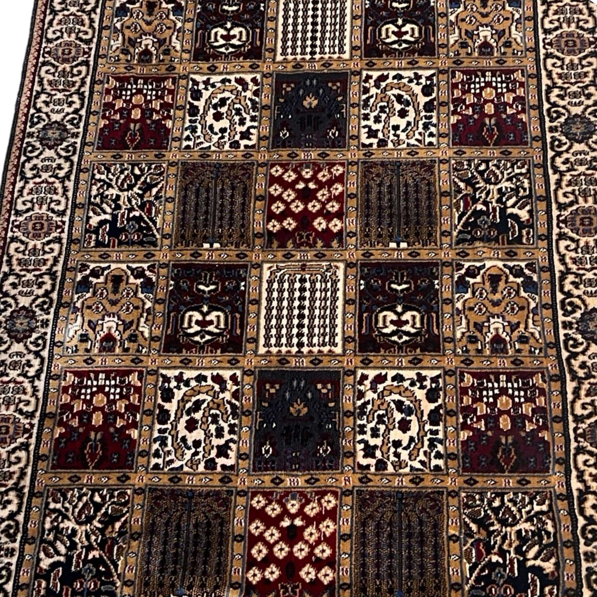 600 x 80cm Persian Bakhtiari, Machine Made, Beige Runner Rug