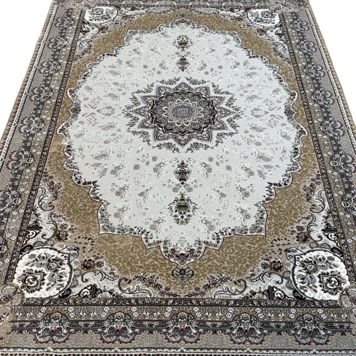 290 x 200 cm Isfahan Medallion Machine Made Rug