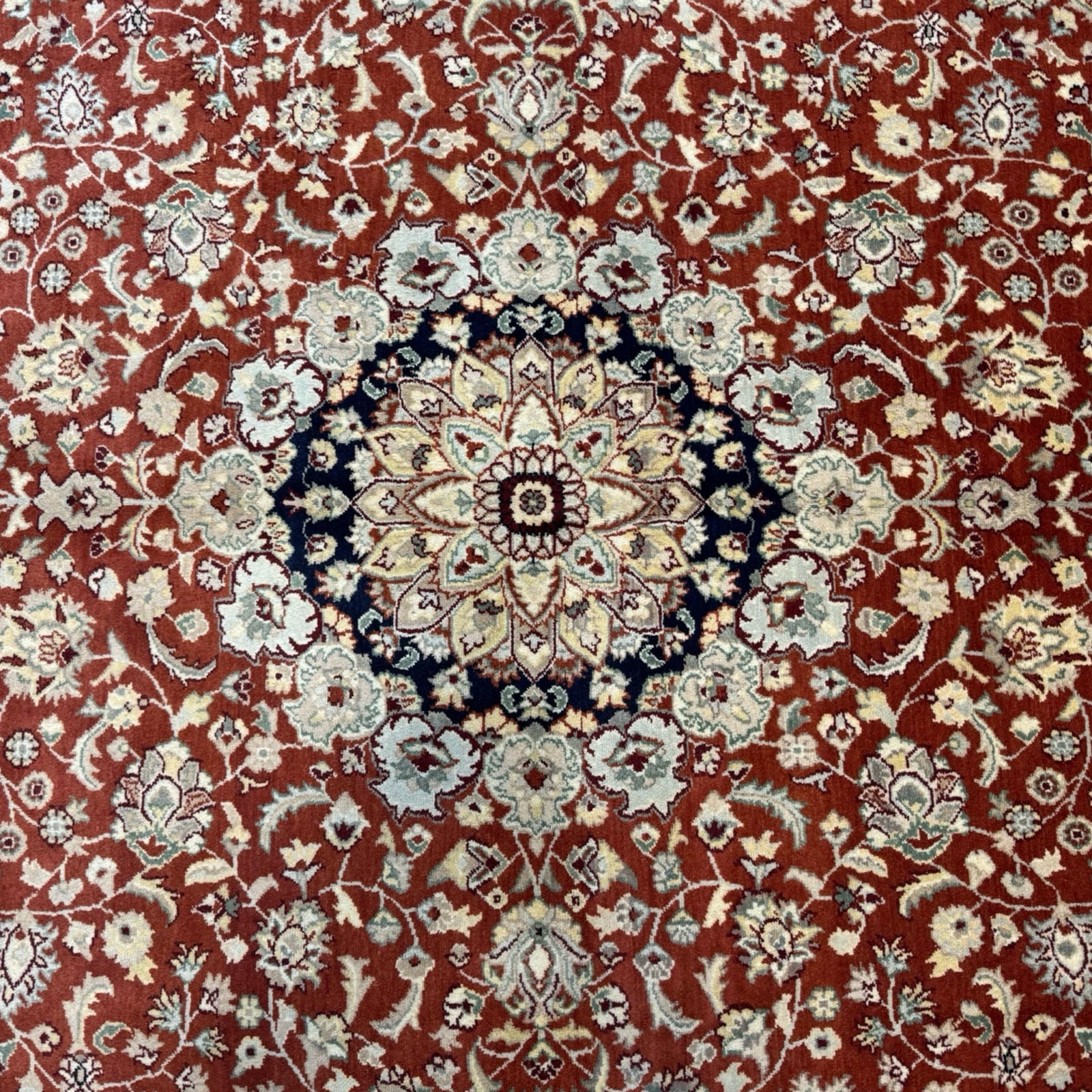275 x 183 cm Afghan Chobi Sutri Hand-Knotted Wool Rug